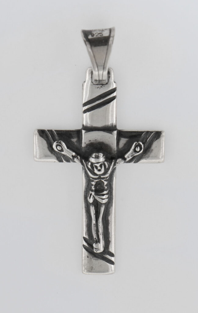 Σταυρός Ασημένιος με εσταυρωμένο