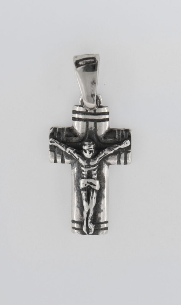 Σταυρός Ασημένιος με εσταυρωμένο