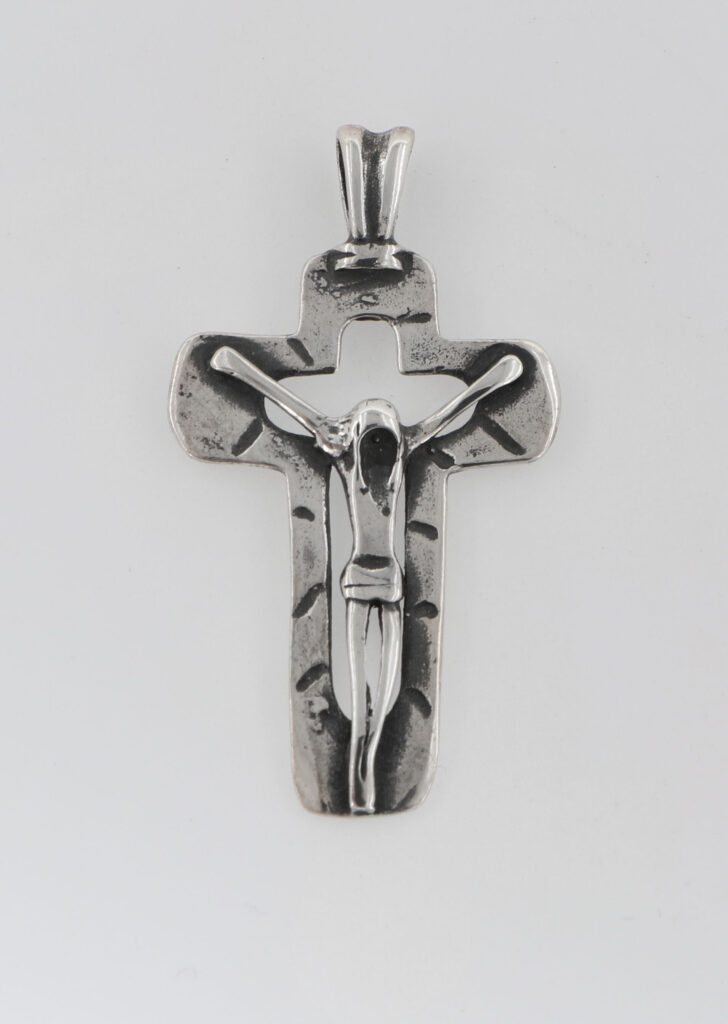 Σταυρός Ασημένιος με εσταυρωμένο