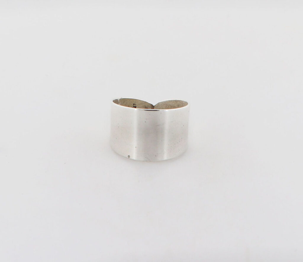Δαχτυλίδι από ασήμι 925.