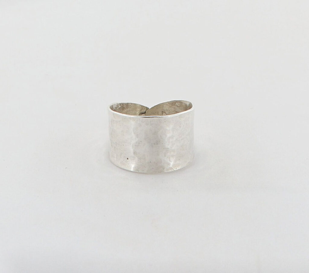 Δαχτυλίδι από ασήμι 925.