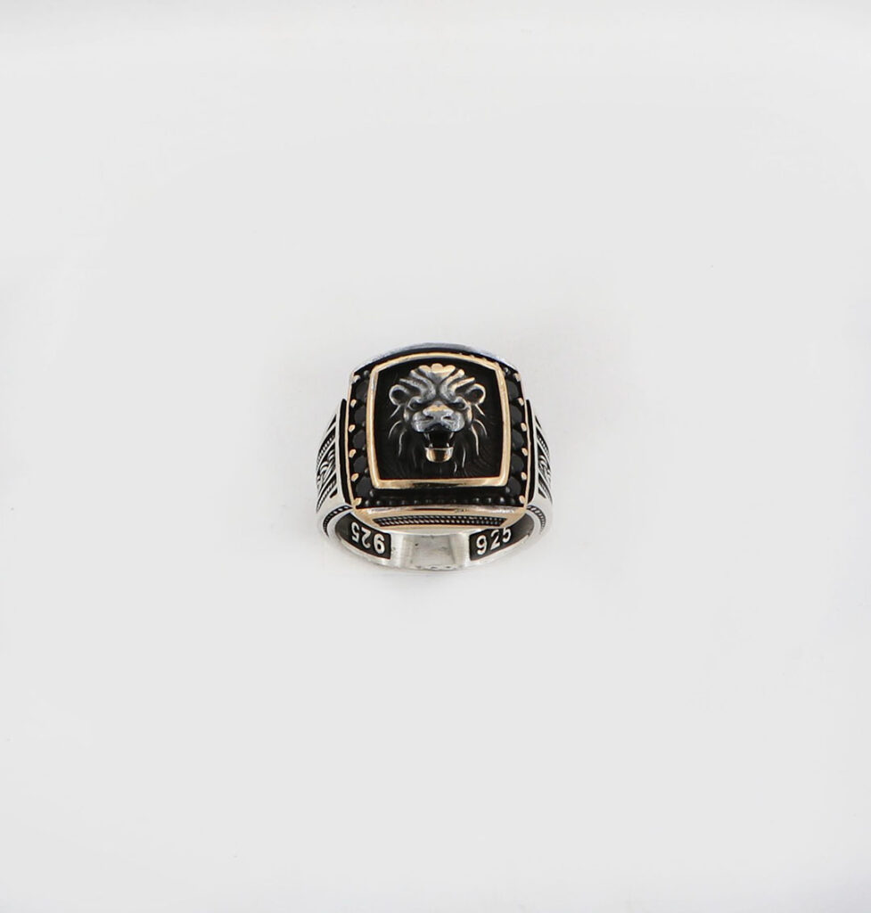 Δαχτυλίδι από ασήμι 925.