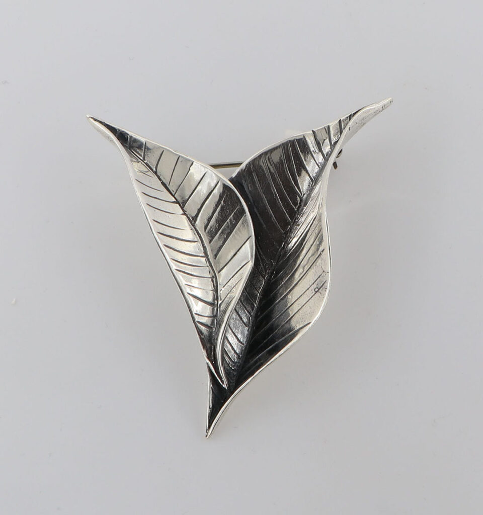 Καρφίτσα Ασημένια με φύλλα