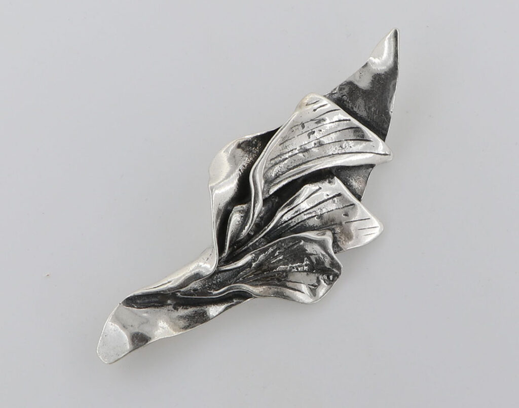 Καρφίτσα Ασημένια με φύλλο