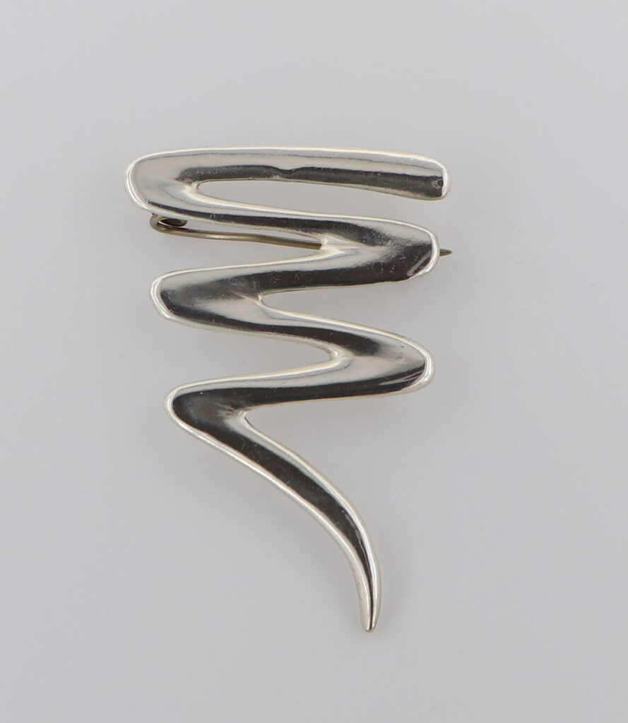 Καρφίτσα Ασημένια με ζιγκ-ζαγκ