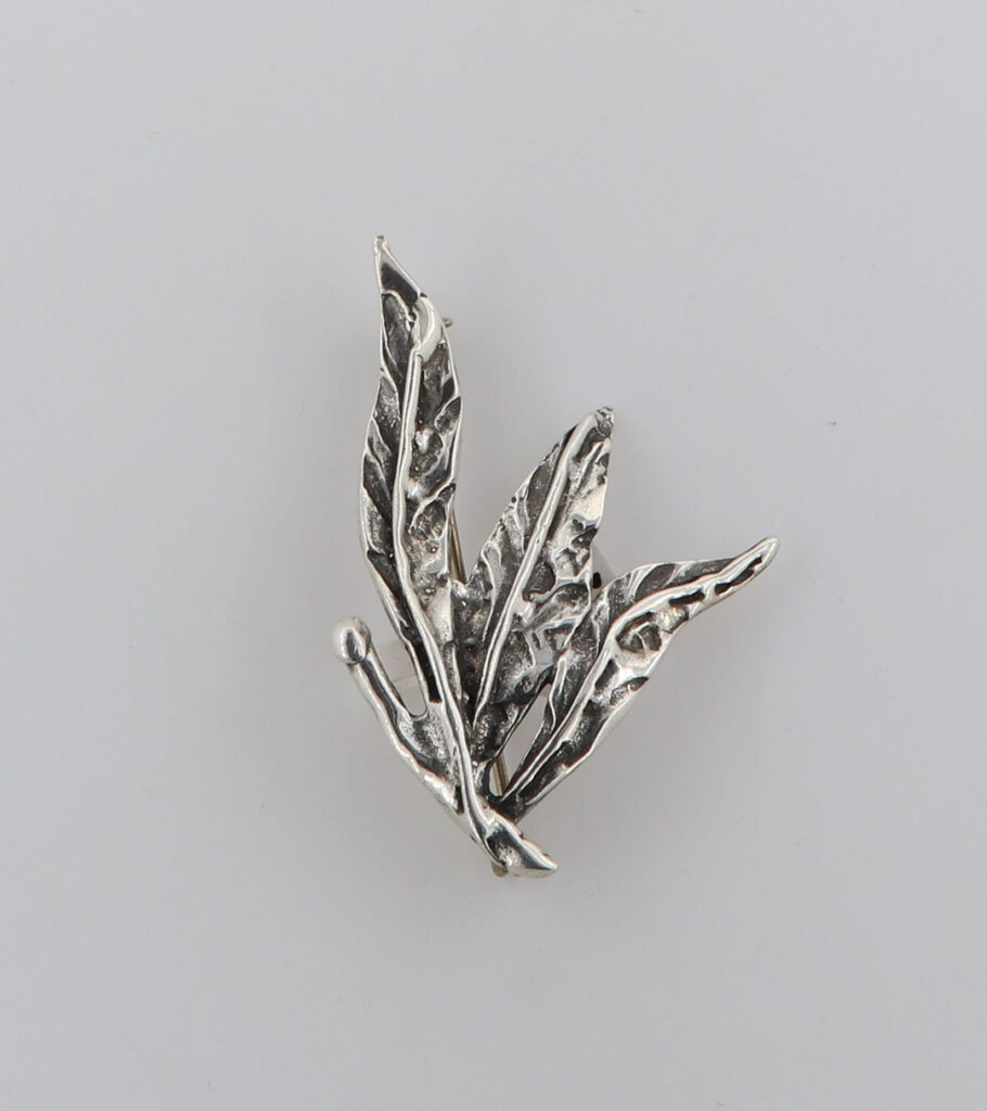 Καρφίτσα Ασημένια με φύλλα