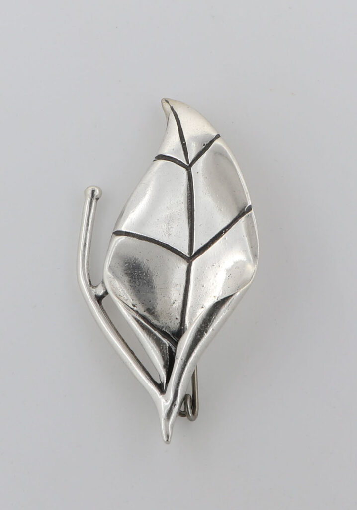 Καρφίτσα Ασημένια με φύλλο