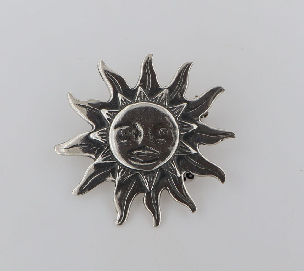 Καρφίτσα Ασημένια με ήλιο