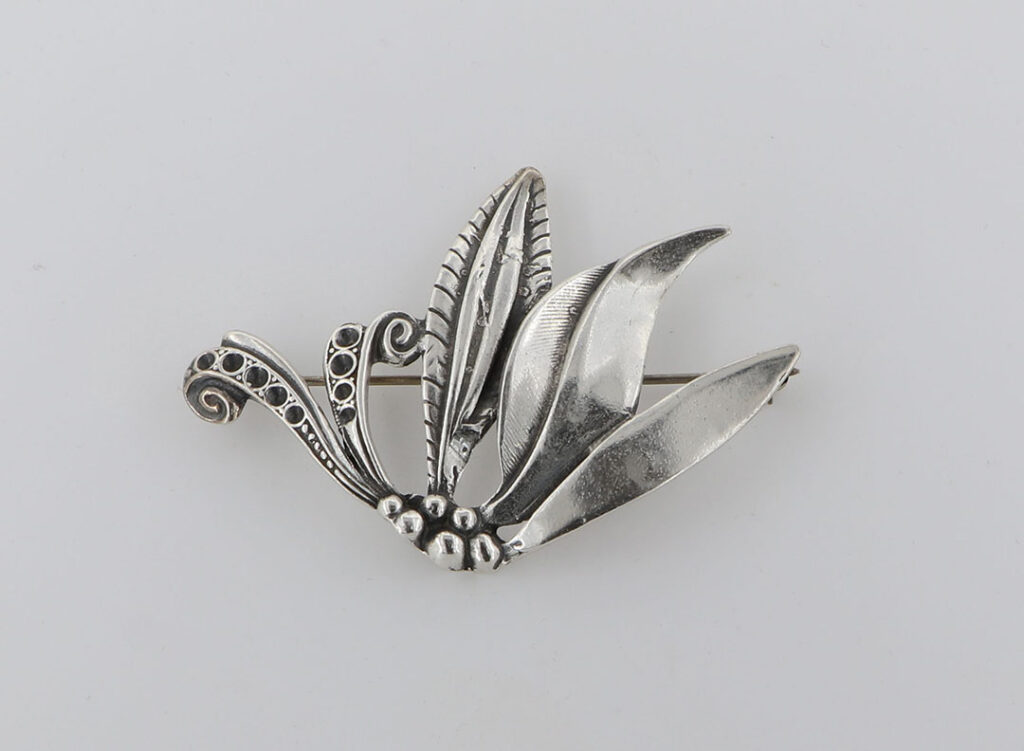 Καρφίτσα Ασημένια με φύλλα