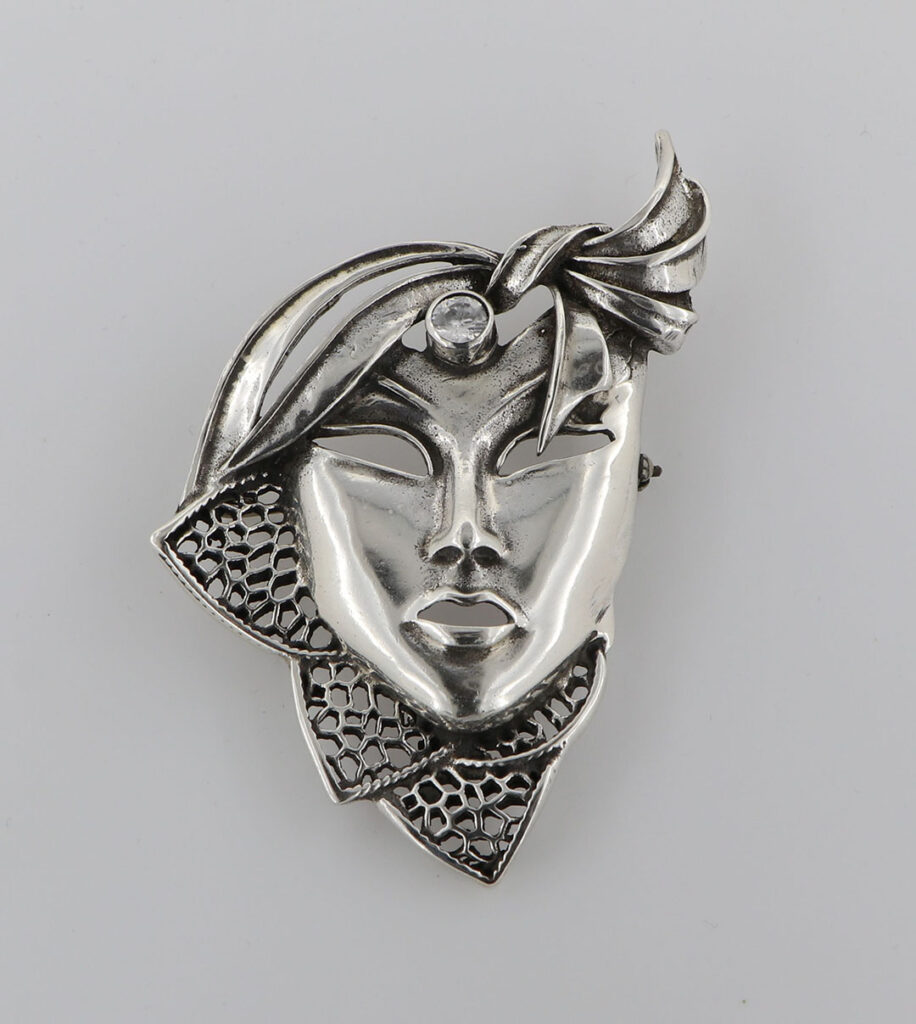 Καρφίτσα Ασημένια με βενετσιάνικη μάσκα και ζιργκόν