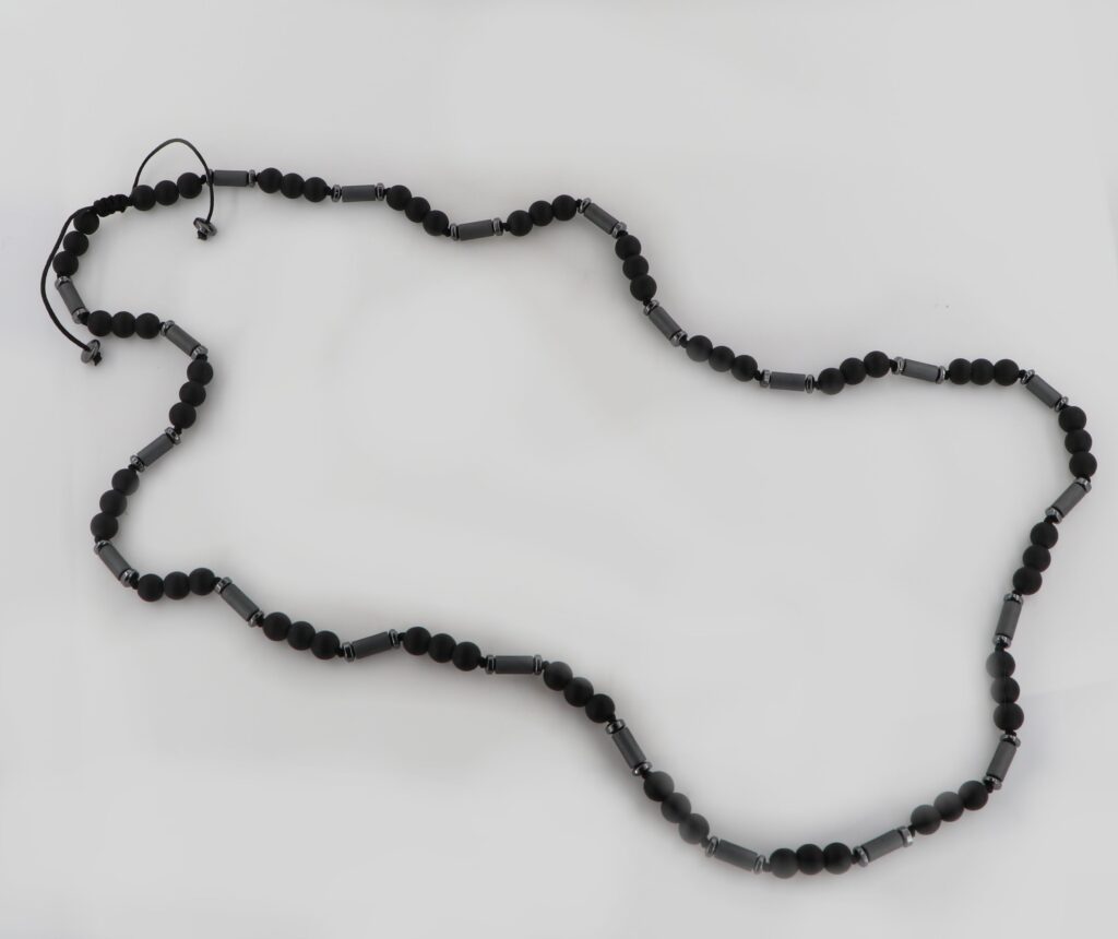 Κολιέ μακραμέ.