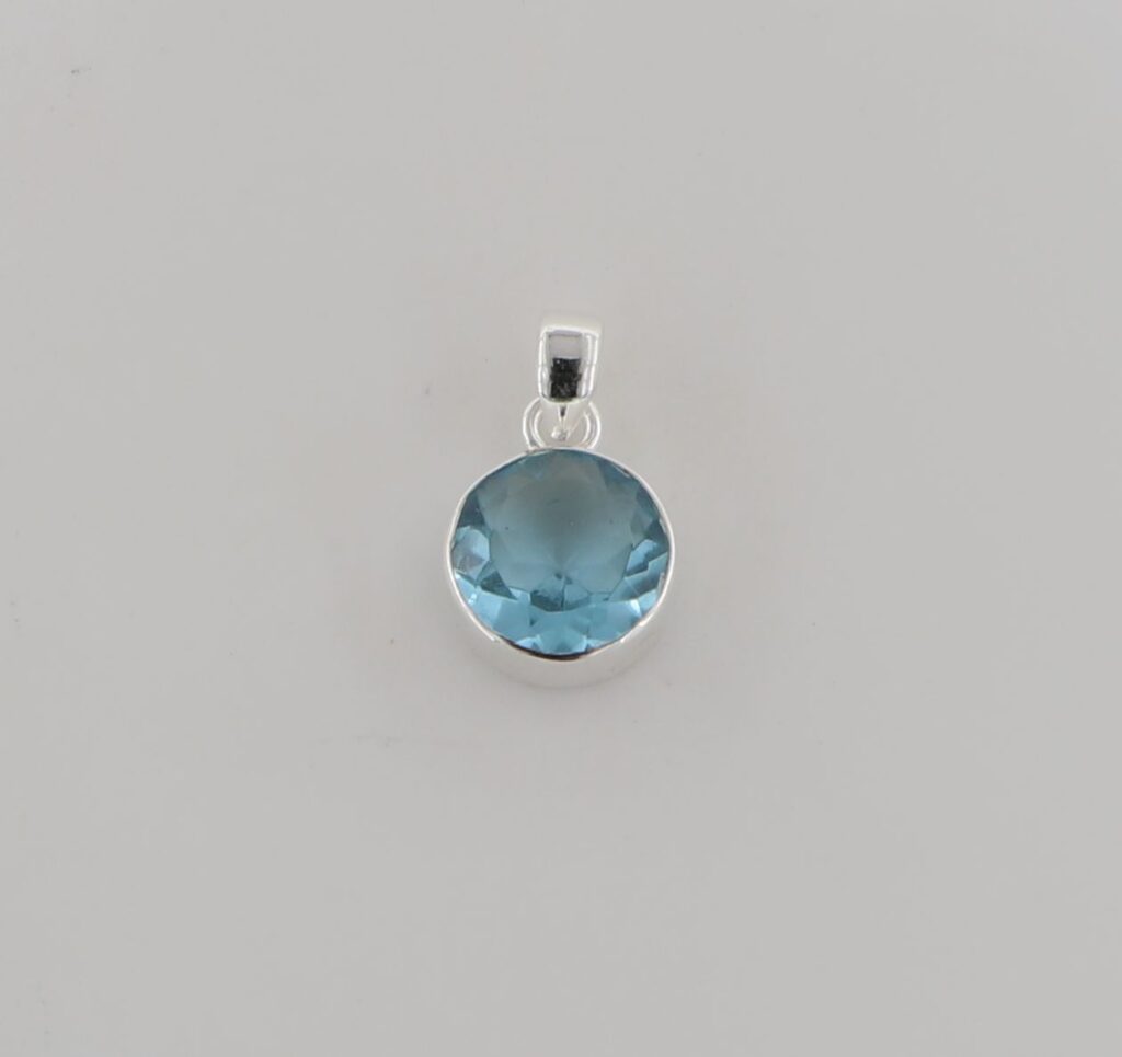 Μενταγιόν από ασήμι 925.