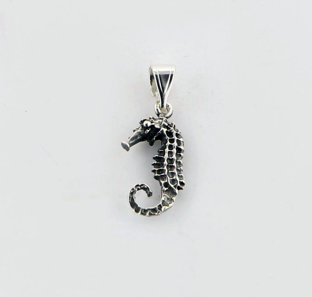 Μενταγιόν από ασήμι 925.