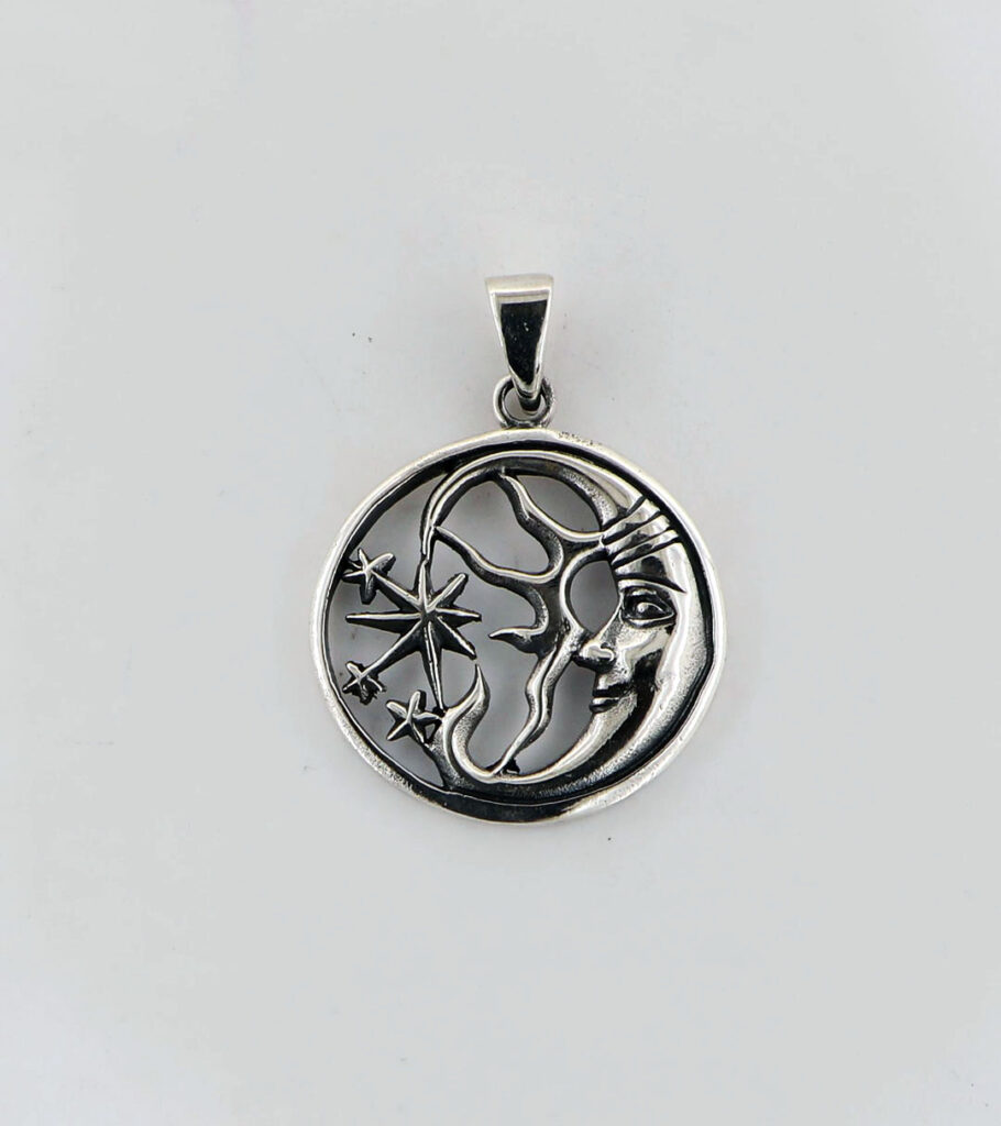 Μενταγιόν από ασήμι 925.