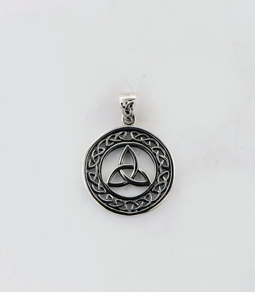 Μενταγιόν από ασήμι 925.