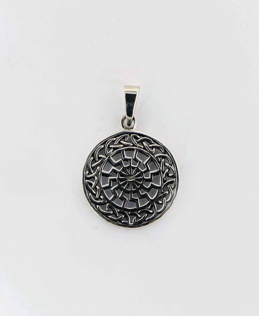 Μενταγιόν από ασήμι 925.