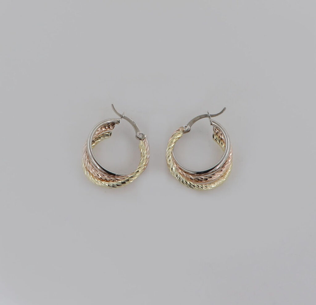 Σκουλαρίκια από ασήμι 925.